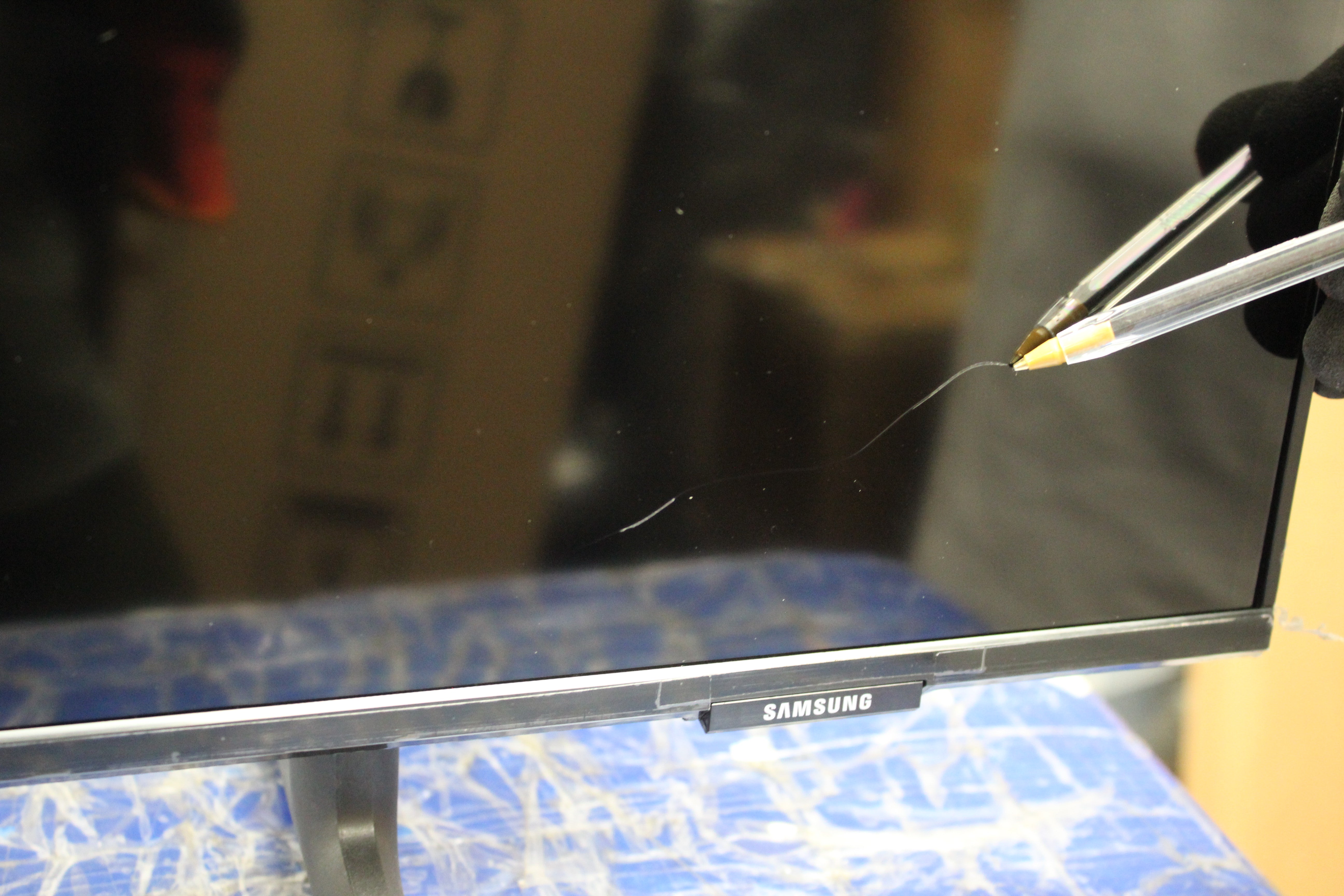 50" Samsung UE50DU8000 4K HDR Crystal Smart LED TV - Electronic World TV