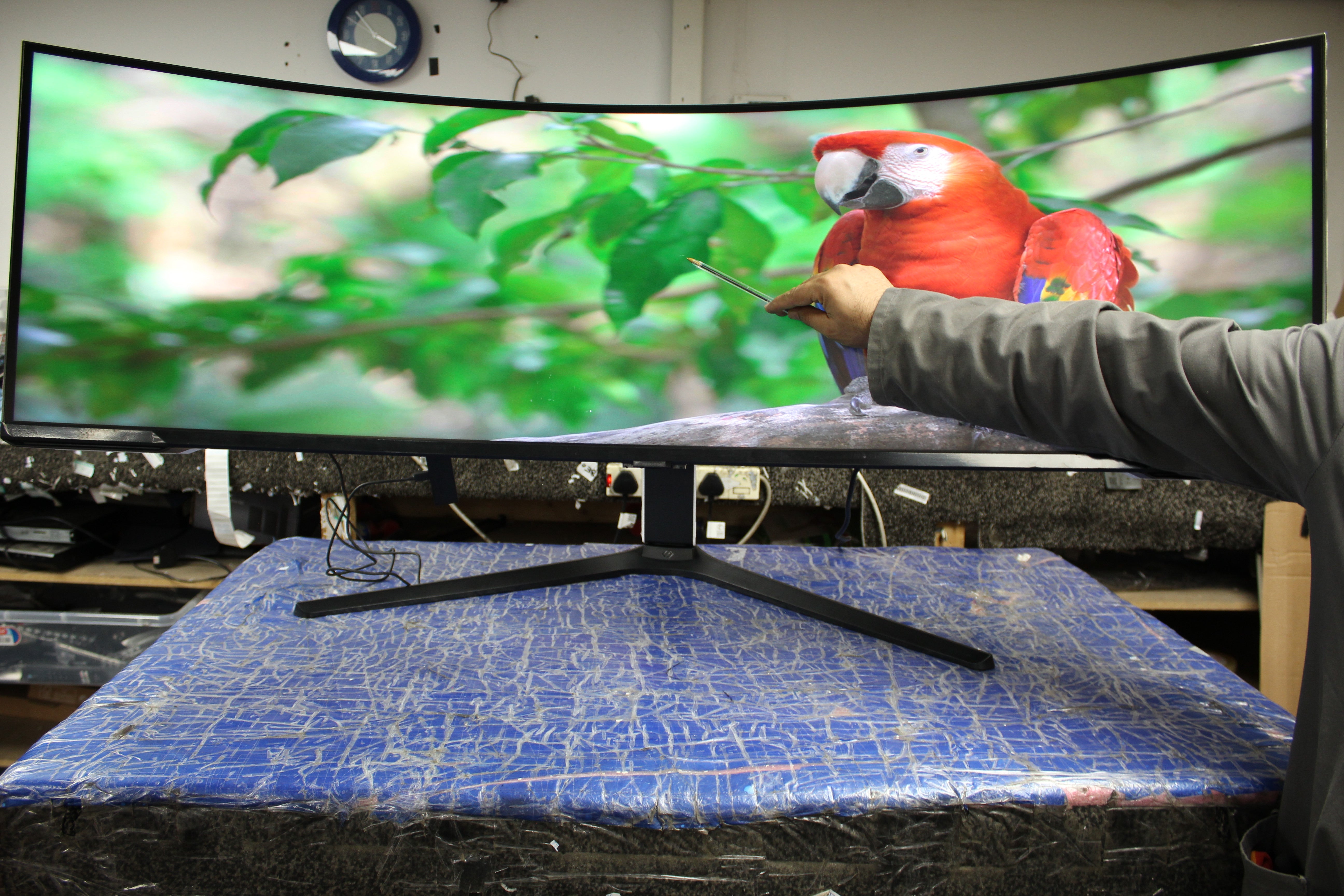 57" Samsung Odyssey LS57CG952NUXXU Curved 4K HDR Gaming Monitor TV - Electronic World TV