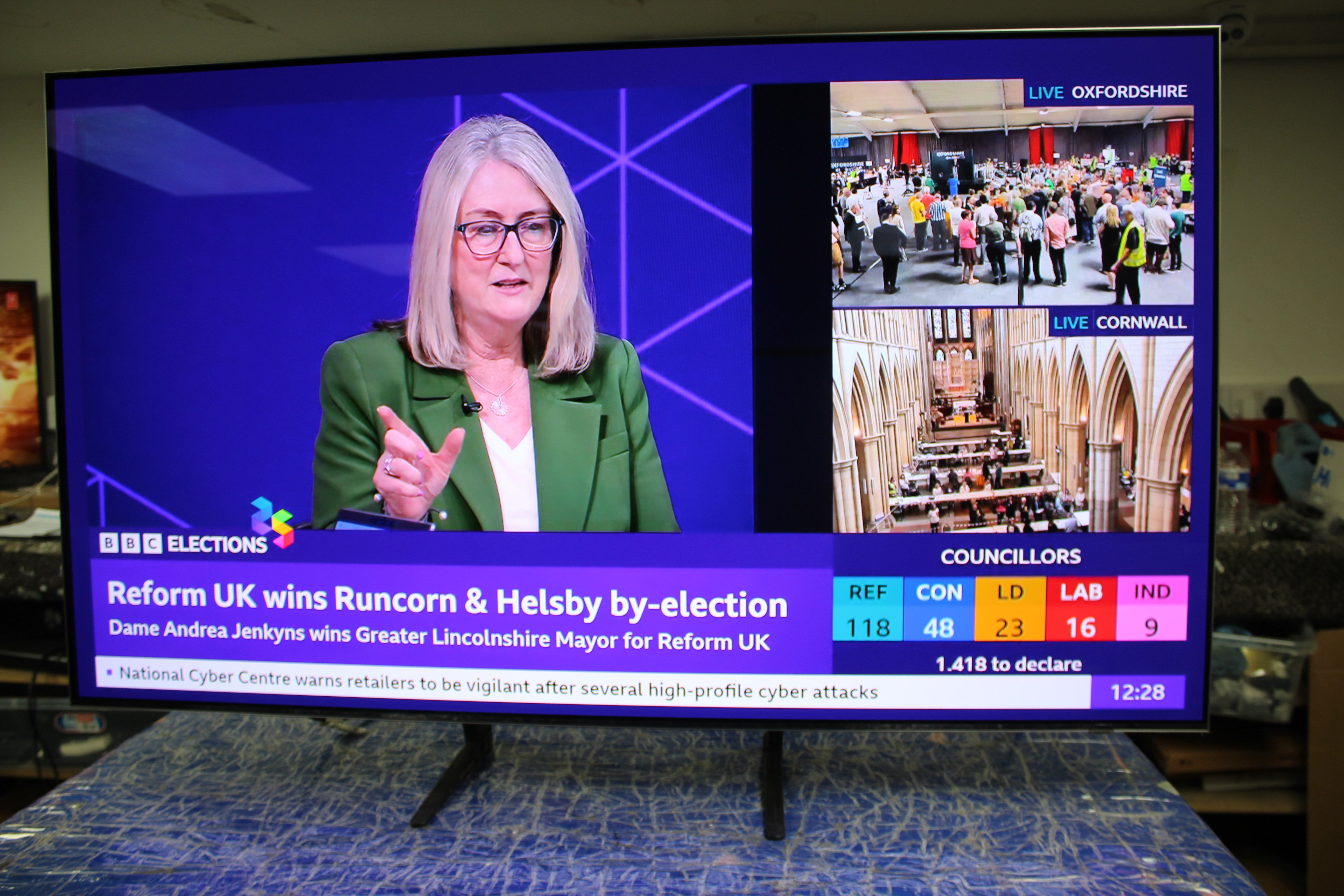 55" Samsung QE55S90CATXXU Flagship 4K HDR Quantum Dot OLED TV - Electronic World TV