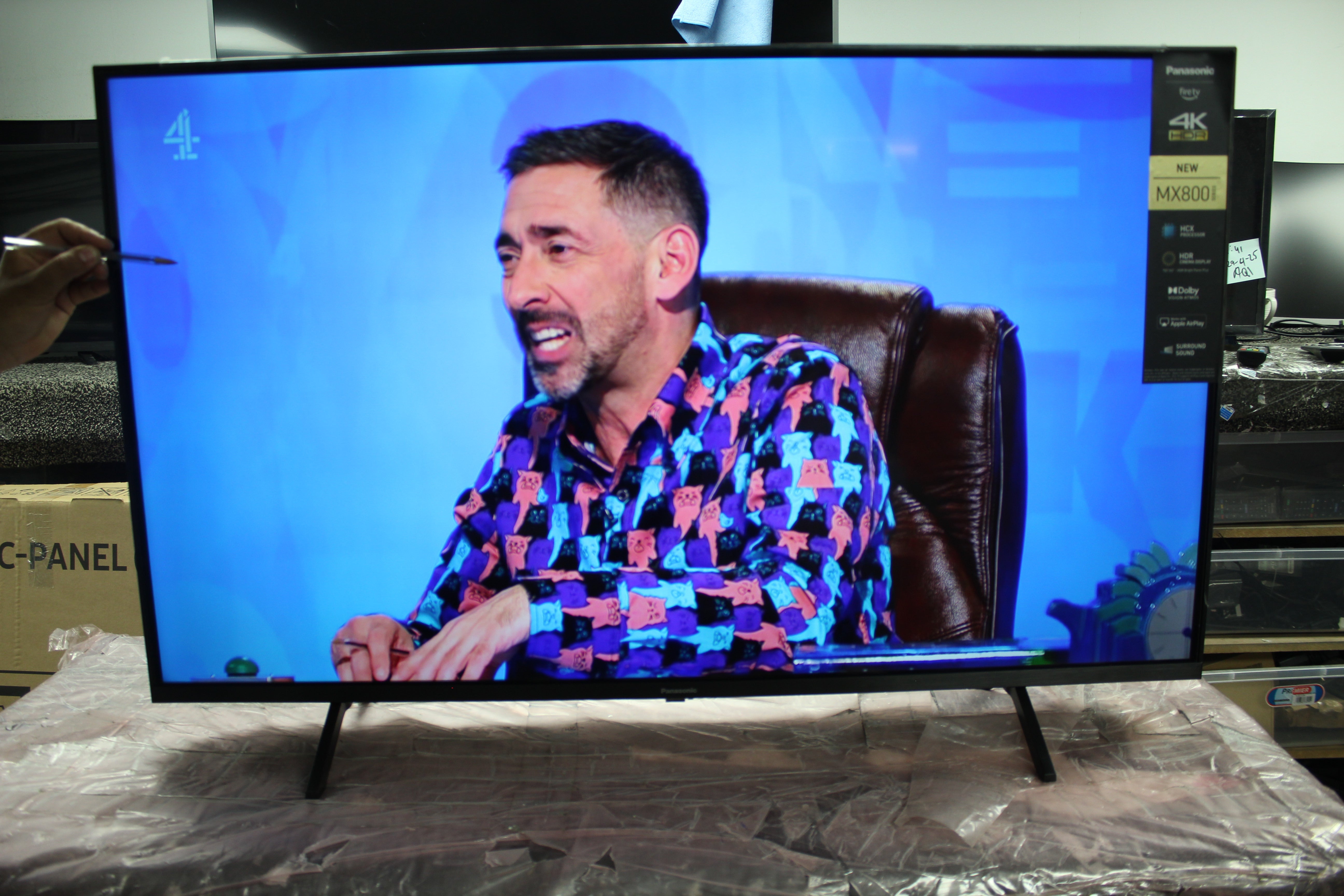 43" Panasonic TX-43MX600B 4K HDR Smart LED TV - Electronic World TV