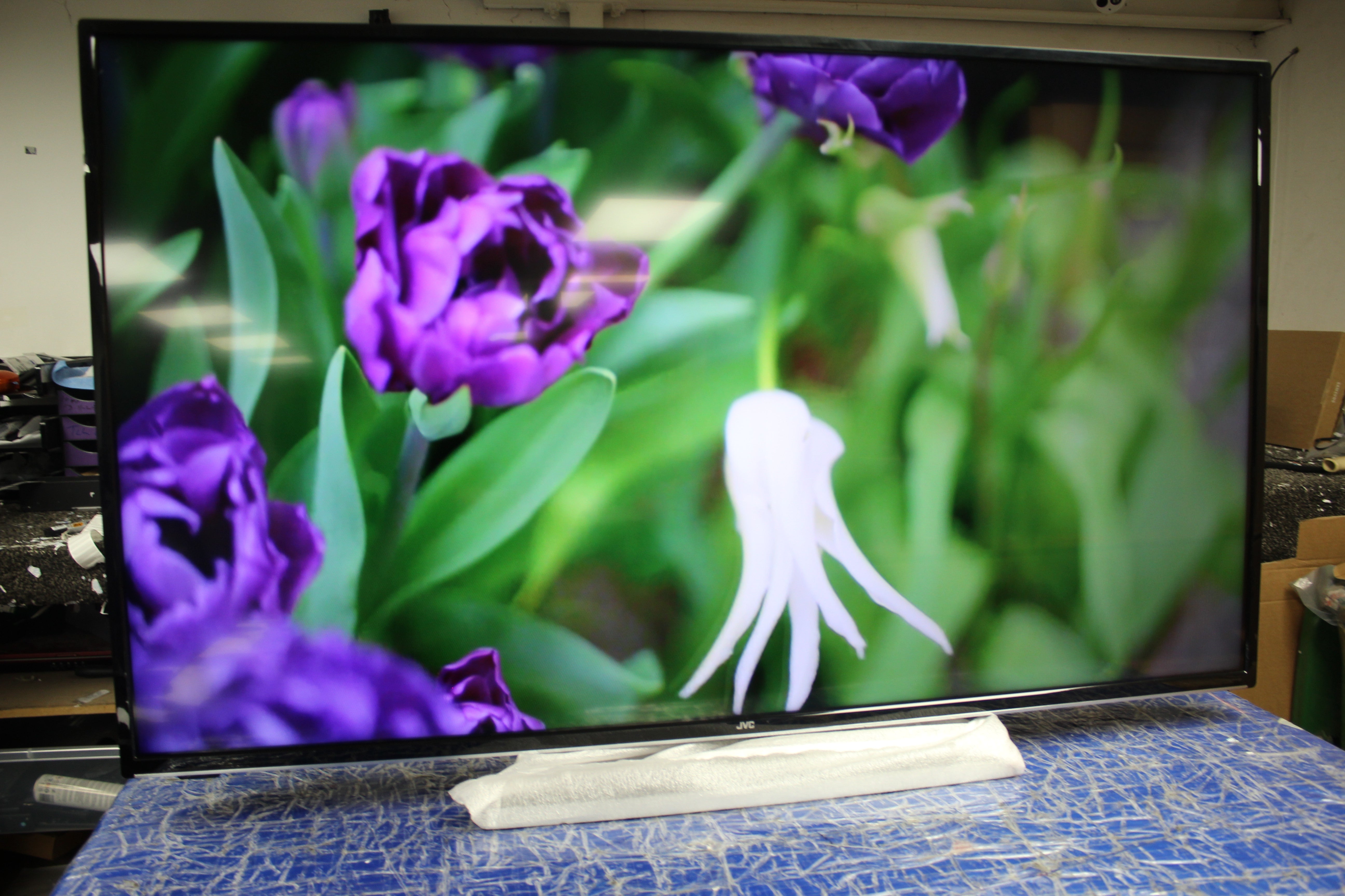 50" JVC LT-50CF890 4K Ultra HD HDR Smart LED Fire TV - Electronic World TV