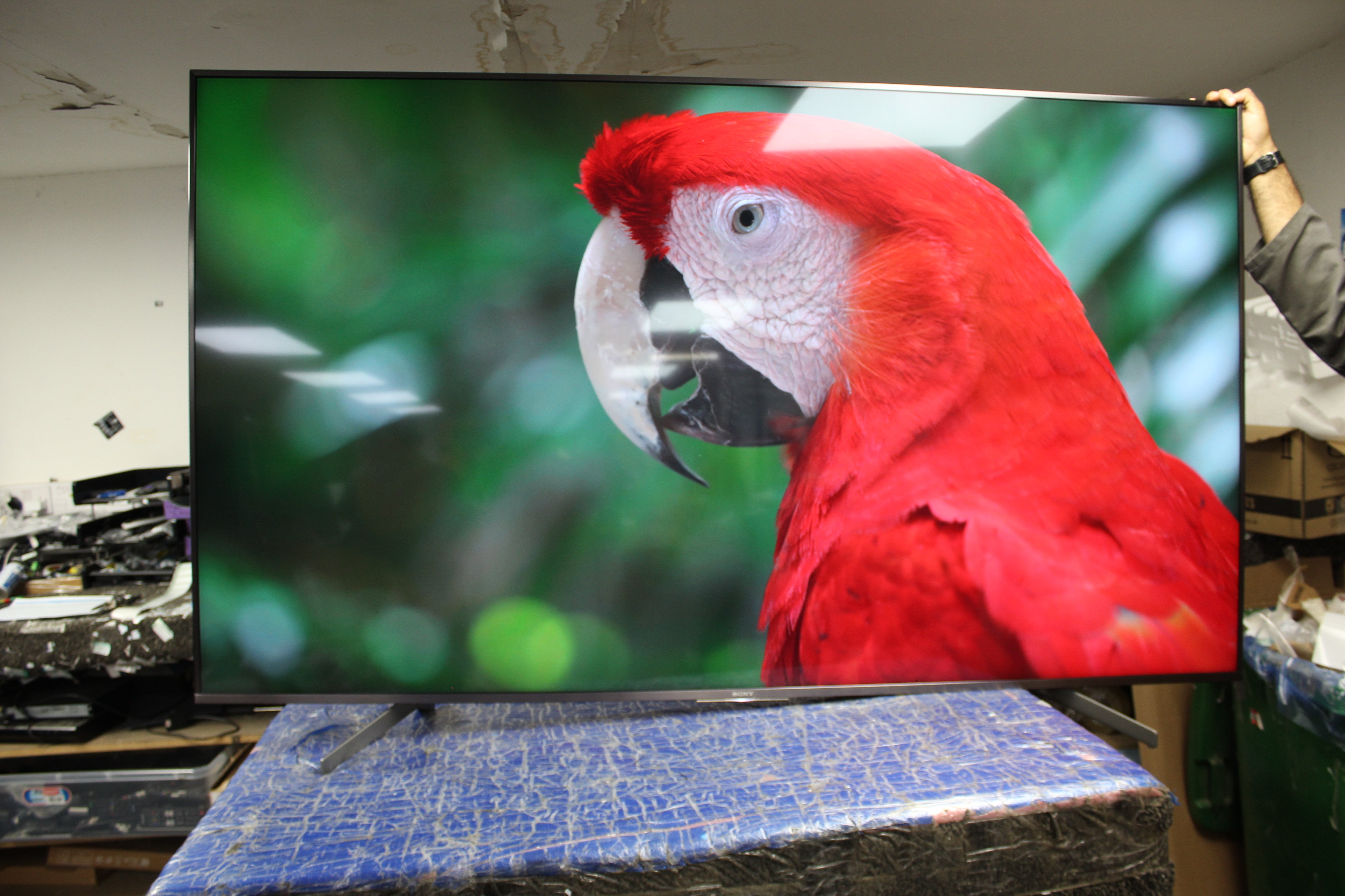 75" Sony KD75XG8796BU 4K Ultra HD HDR Android Smart LED TV - Electronic World TV