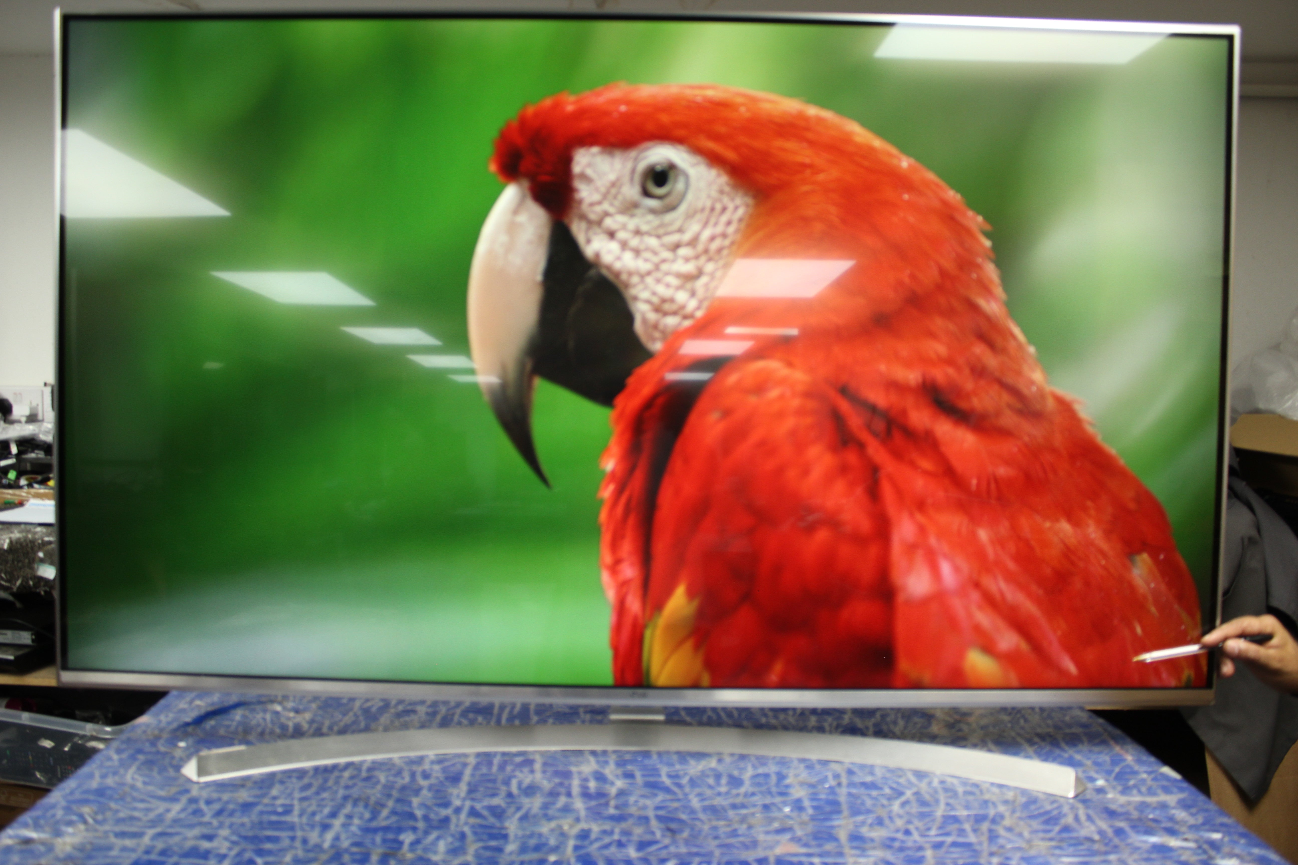 60" LG 60UH850V Super 4K Ultra HD HDR Smart 3D LED TV - Electronic World TV