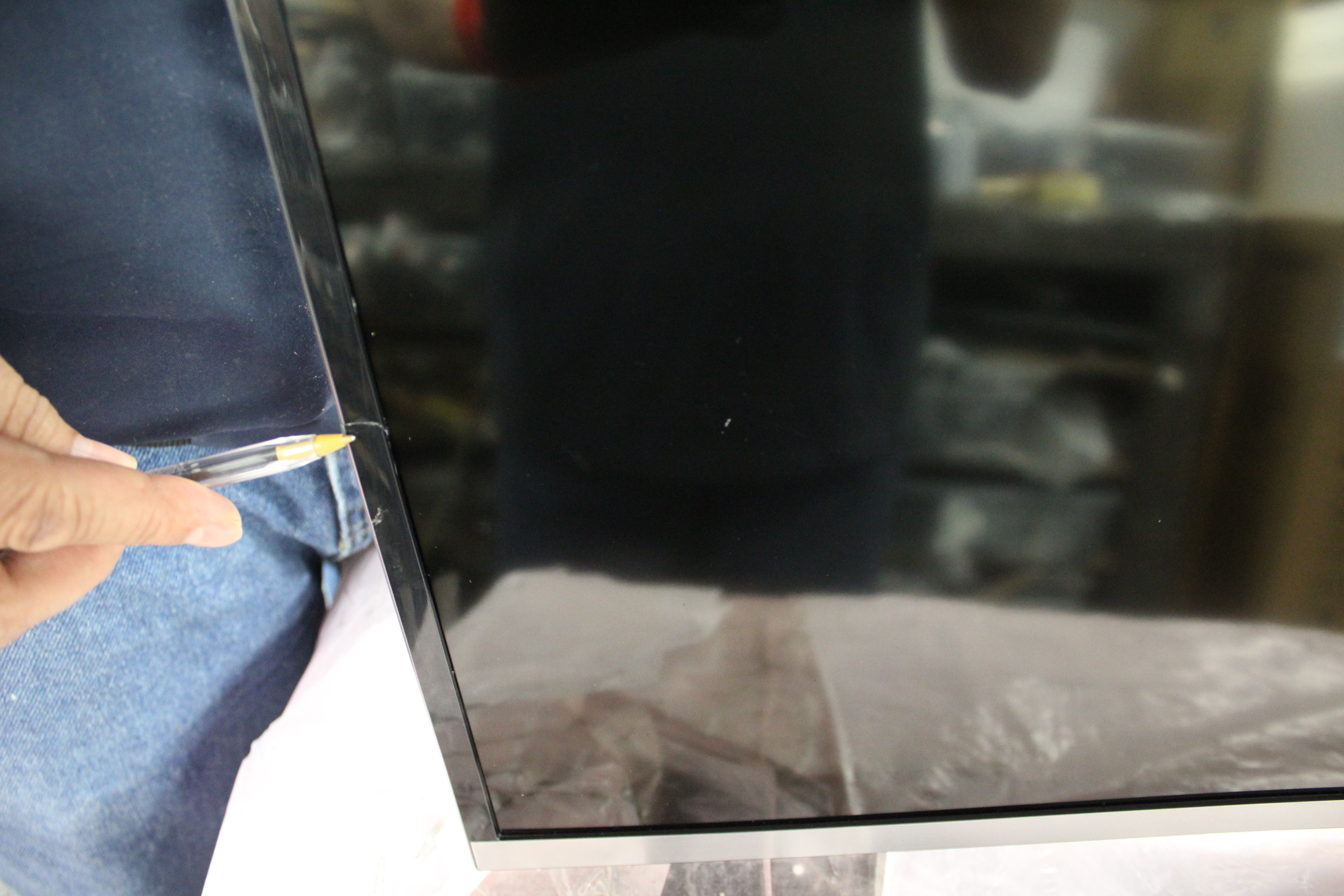 43" Samsung UE43KU6670 4k Ultra HD HDR Curved Smart LED TV - Electronic World TV