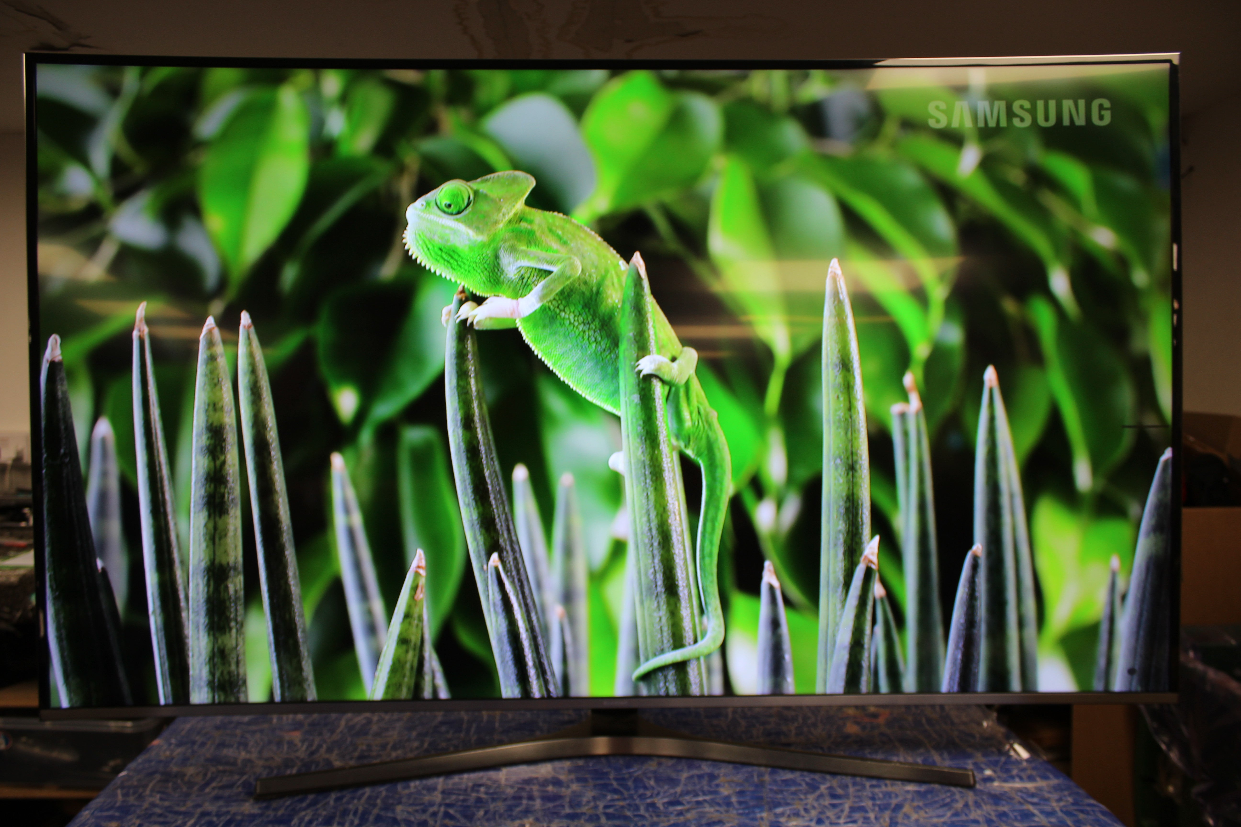 65" Samsung UE65KU6680 Curved 4K Ultra HD HDR Smart LED TV - Electronic World TV