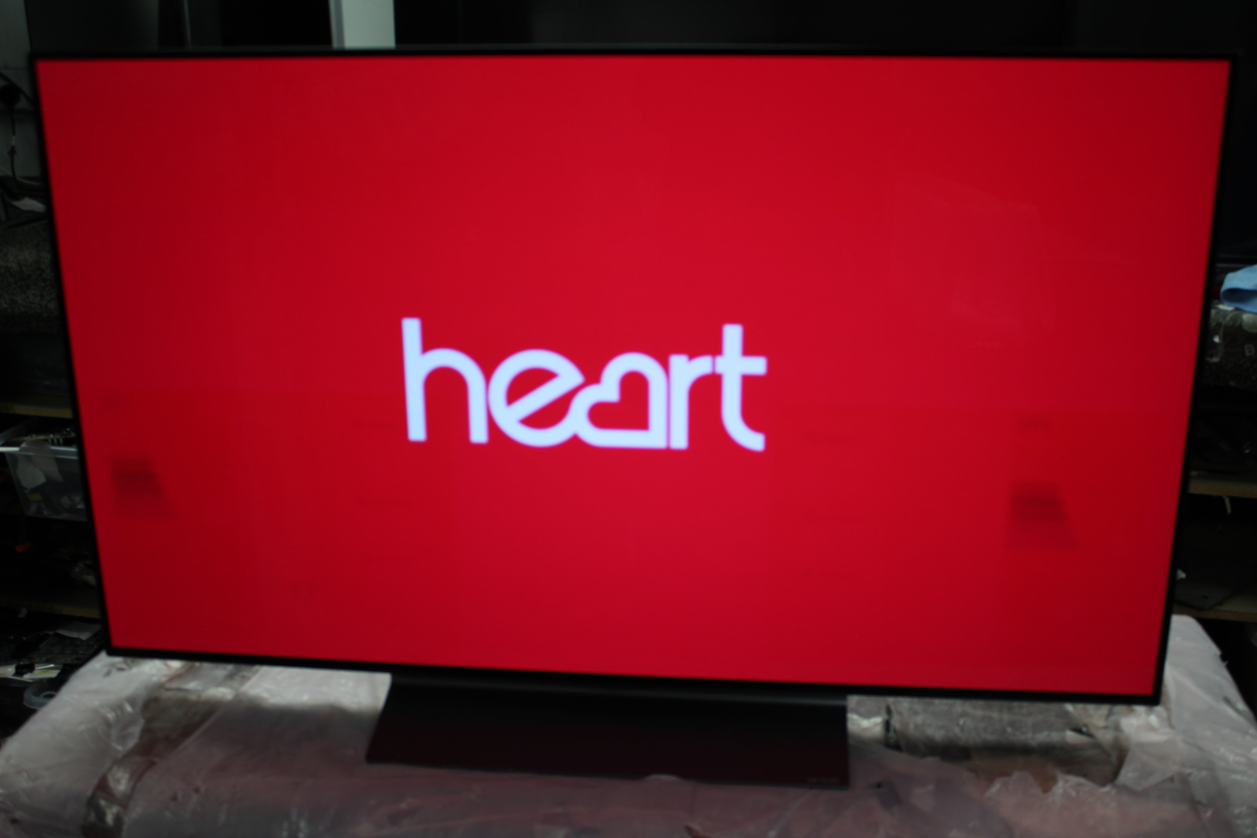 48" LG Evo OLED48C44LA 4K HDR Smart Evo OLED TV - Electronic World TV