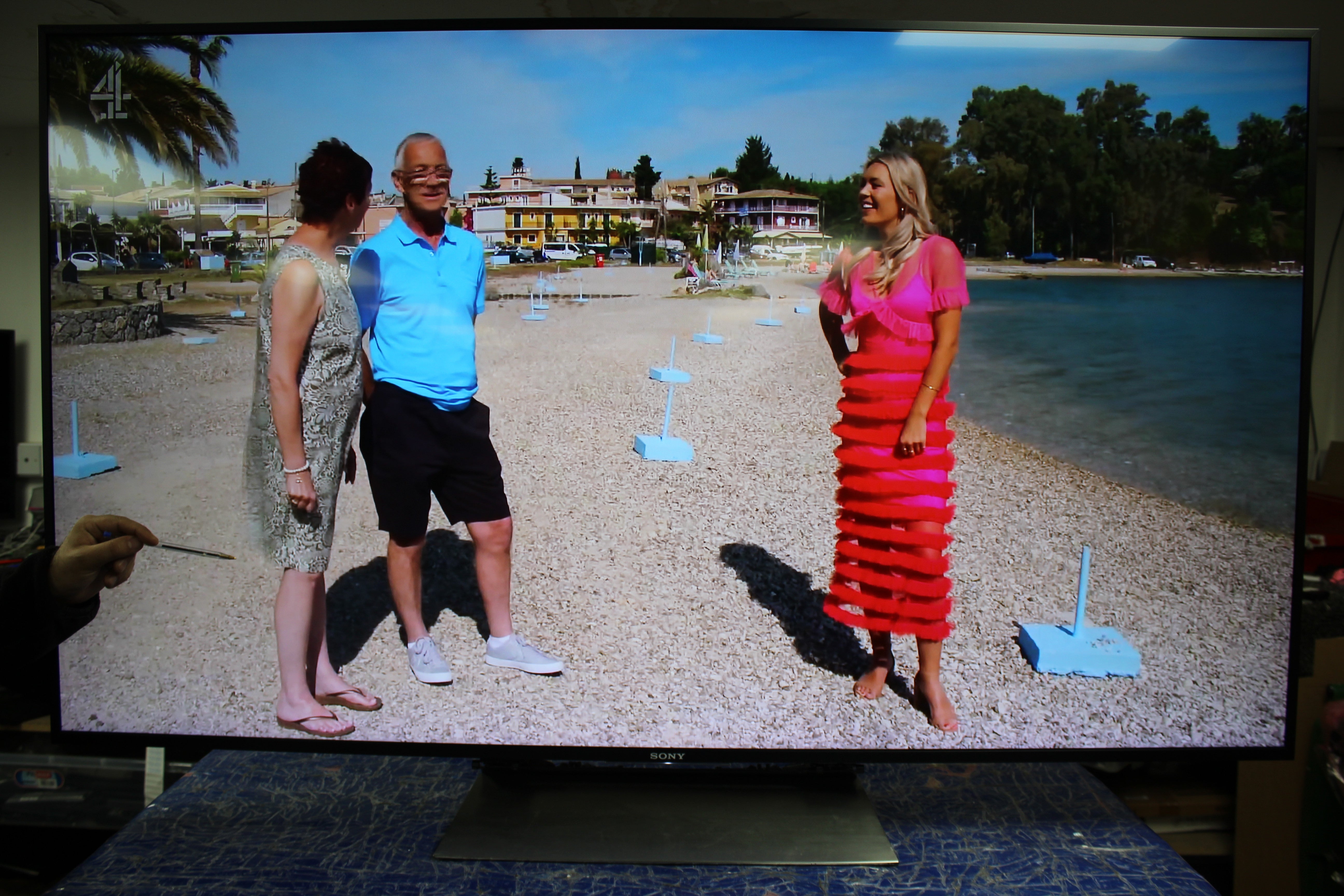 65" Sony KD65XE7002BU 4K Ultra HD HDR Smart LED TV - Electronic World TV