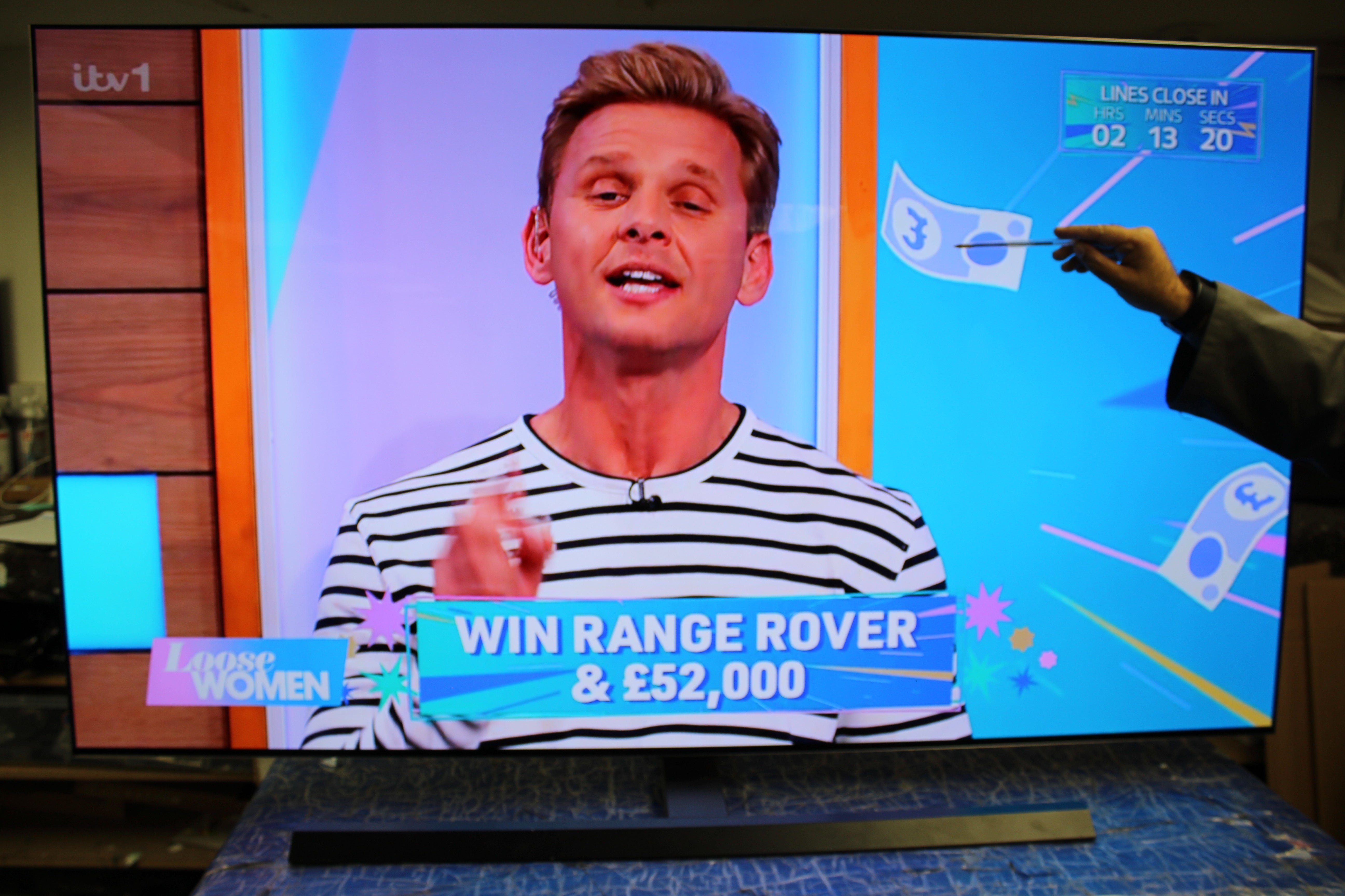 65" LG Evo OLED65G26LA 4K HDR Smart Gallery Edition OLED TV - Electronic World TV