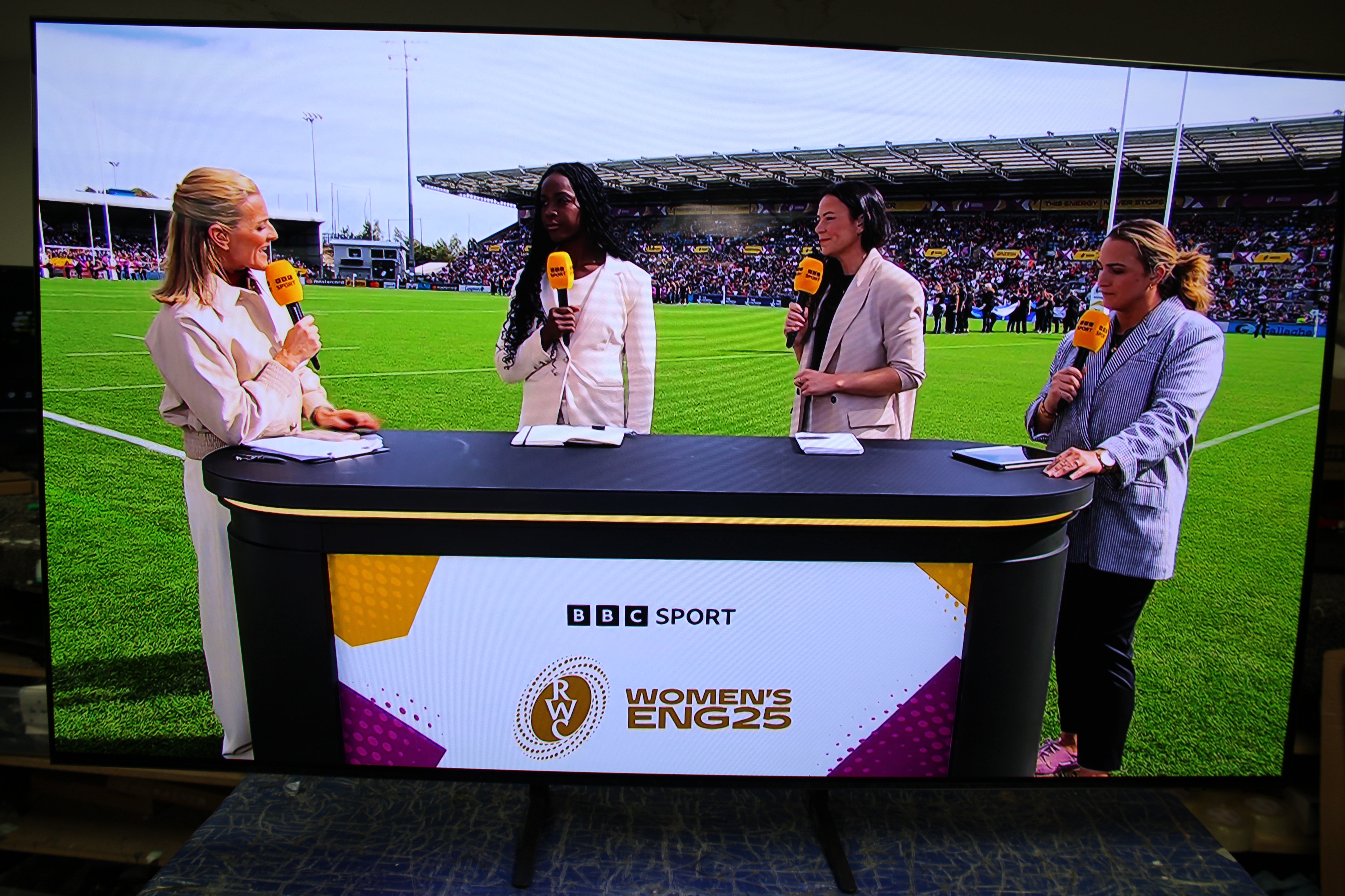 65" Samsung QE65S90D Flagship 4K HDR OLED TV - Electronic World TV