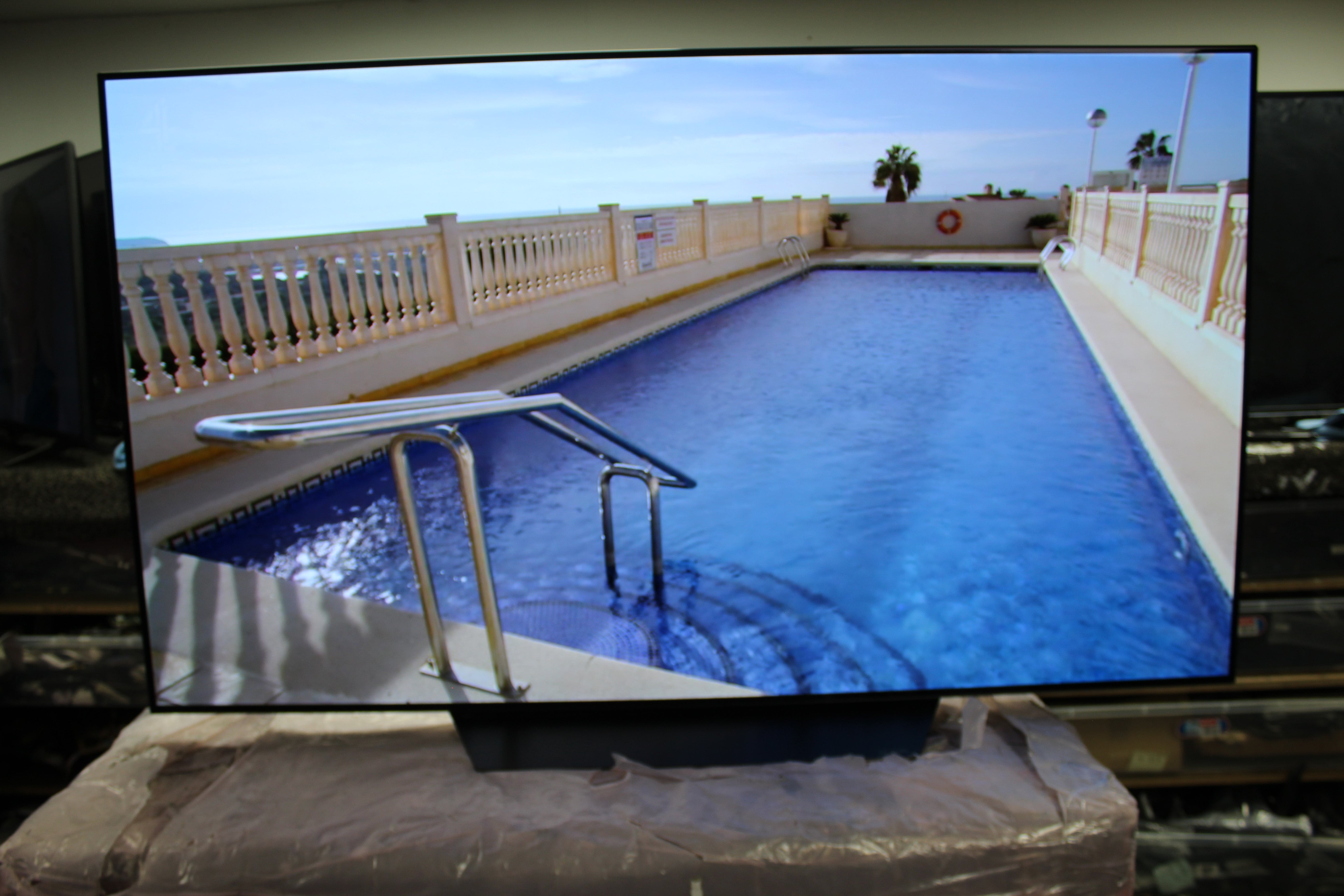 65" LG OLED65B9PLA 4K HDR Smart OLED TV - Electronic World TV