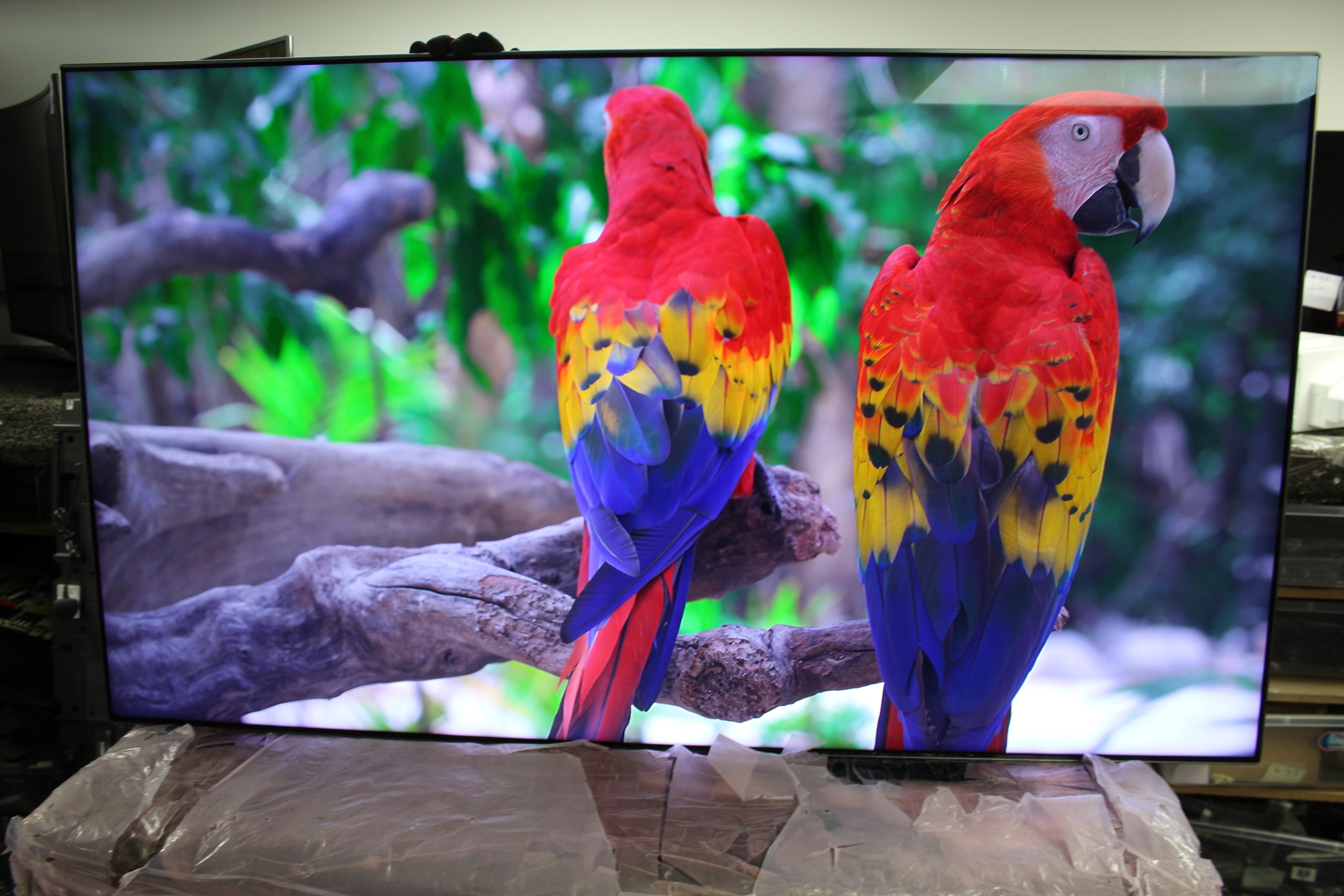 65" Samsung QE65Q7FNA Premium Certified 4K UHD HDR QLED TV - Electronic World TV